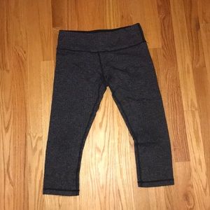 Lululemon herringbone cropped leggings